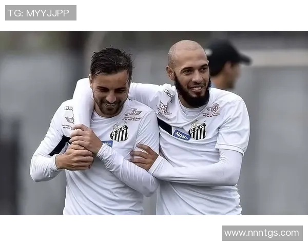 沙佩科恩斯足球传奇：不屈不挠的星光照亮永恒记忆