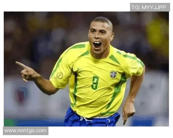 全球足球史上最具魅力与技术的十位球星盘点