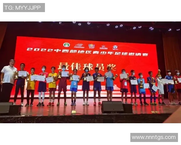 如何从足球比赛中选拔球星掌握关键技巧和评判标准 如何从足球比赛中选拔球星掌握关键技巧和评判标准