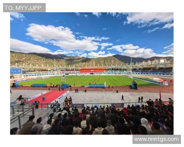 昌都足球崛起之星带领地方队奋勇争先引领新风潮 昌都足球崛起之星带领地方队奋勇争先引领新风潮